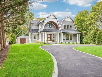 10 Nelson Avenue