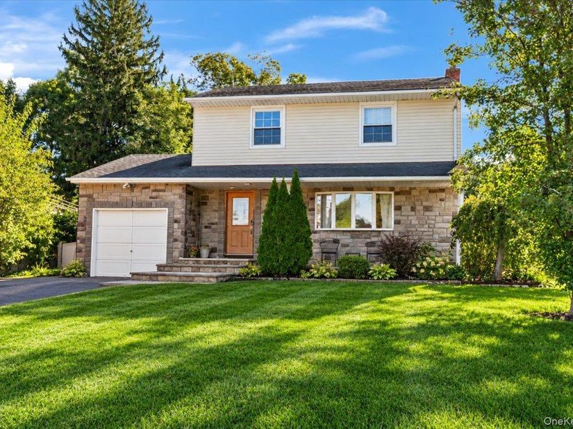 65 Genesee Drive, Commack NY 11725