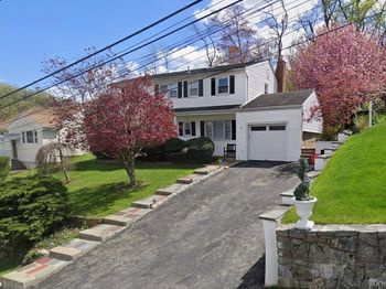 9 Valley View Drive