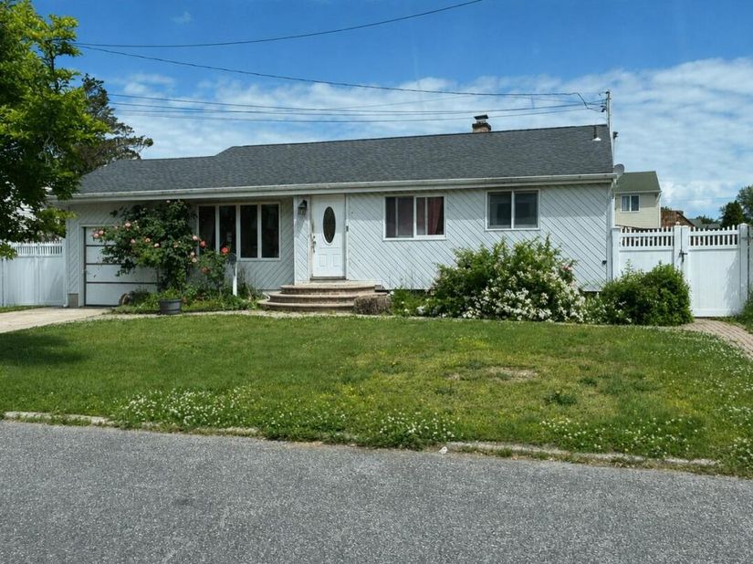 11 Franklin Street, Brentwood NY 11717