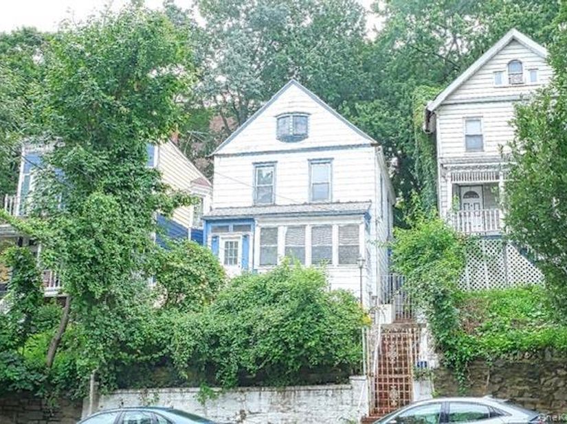 3378 Fort Independence Street, Bronx NY 10463