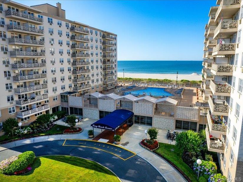 450 Shore 6L, Long Beach NY 11561