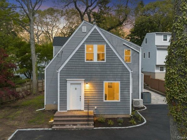 10 Harby Drive, Huntington NY 11743