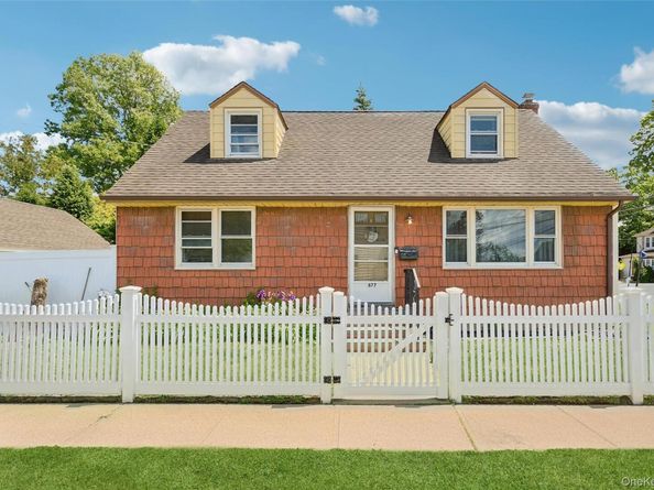2877 Calvin Road, Oceanside NY 11572