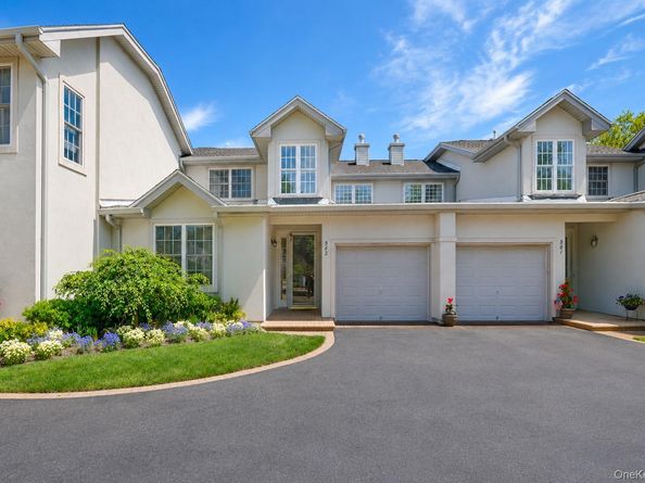 562 Bardini Drive, Melville NY 11747