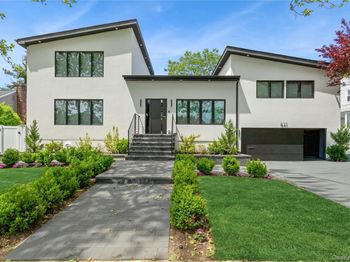 821 Longview Avenue