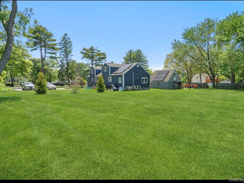 47 Bushwick Avenue, Brentwood NY 11717