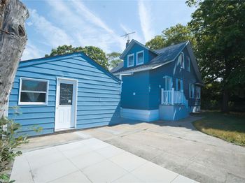 144 Carleton Avenue