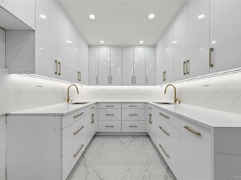 47 S 8th Street