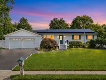10 Aron Drive
