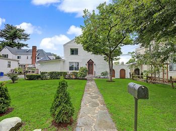 25 Longmeadow Road