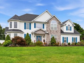 2 Sherwood Drive