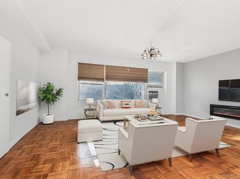 8 Fordham Hill Oval