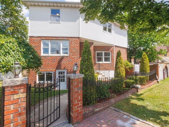 1340 Siegfried Place, Bronx NY 10465