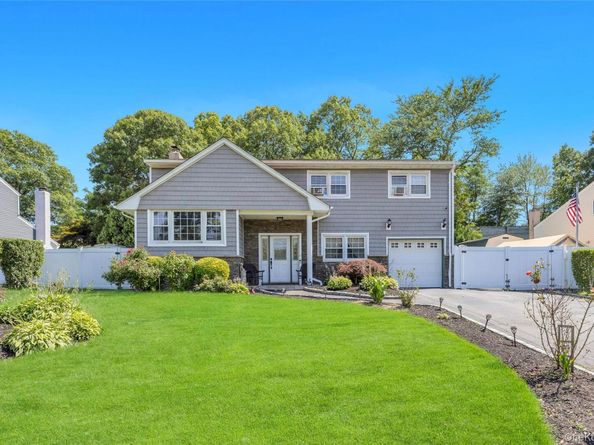 99 Schneider Lane, Hauppauge NY 11788