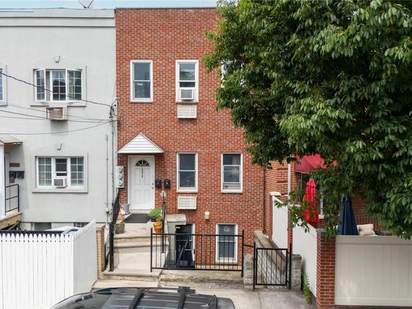 46-15 30th Road, Astoria NY 11103