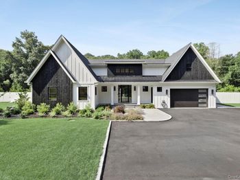 53 Stony Hollow Road