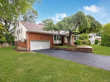 6 Village Drive