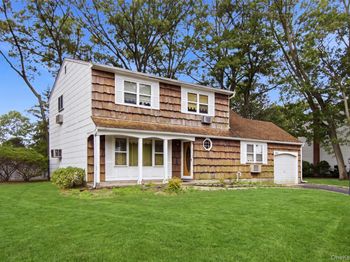 4 Smithtown Crescent