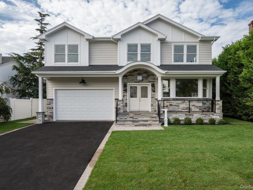 3078 Timothy Road, Bellmore NY 11710