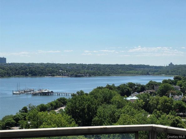18-15 215th Street 16 C, Bayside NY 11360
