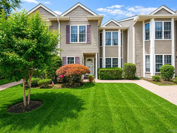 1130 Savoy Drive, Melville NY 11747