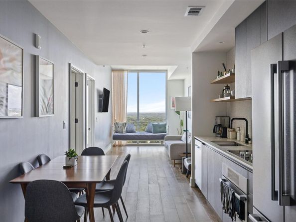 48 East Ave 2405, Austin TX 78701