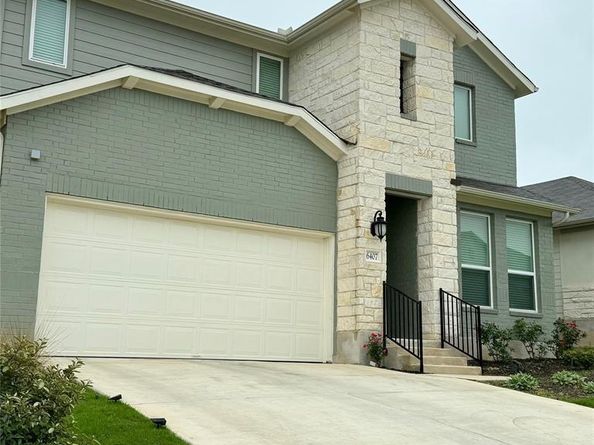 6407 Rounded Pebble LN, Buda TX 78610