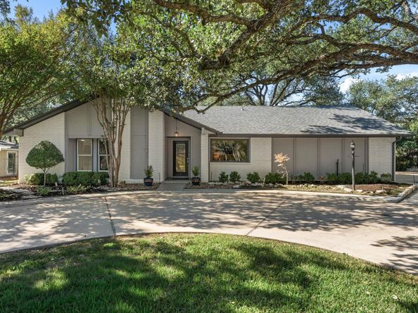 9109 Balcones Club DR, Austin TX 78750