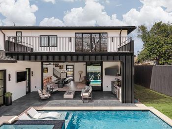 3007 Garden Villa LN