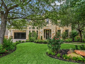 5821 Kempson DR