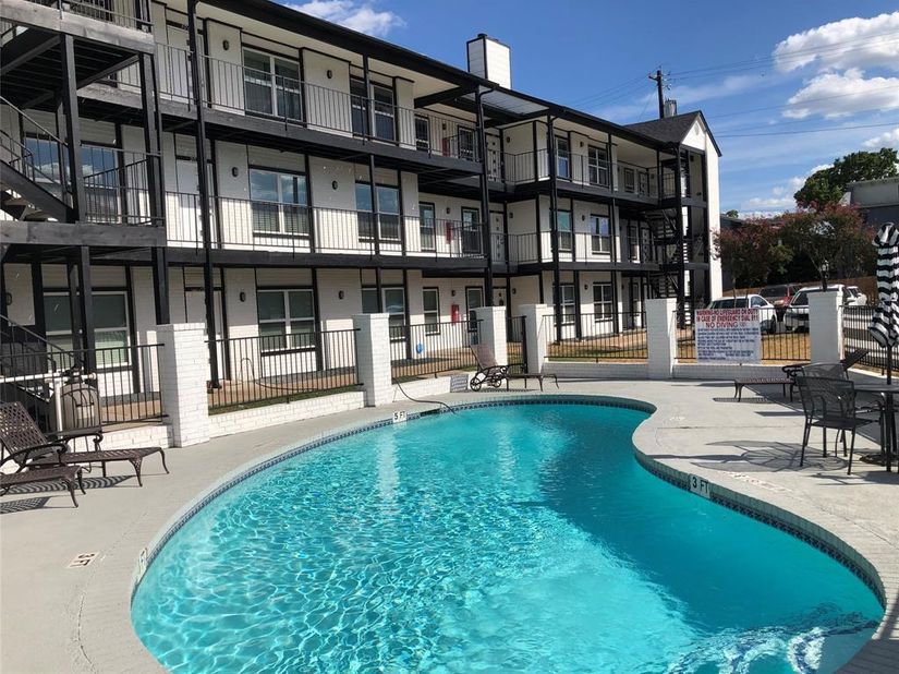 6409 Burns ST 107, Austin TX 78752