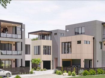 2409 La Casa DR