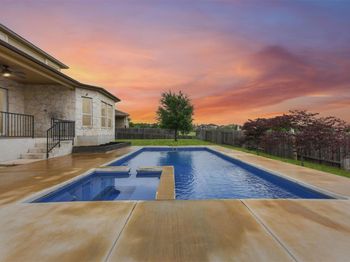 622 Cheyenne LN