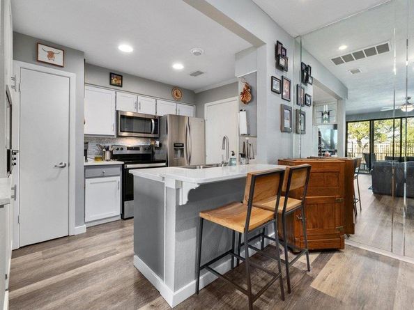 1501 W Barton Springs RD 107, Austin TX 78704