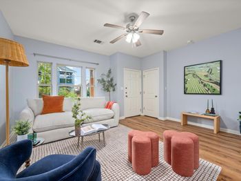4616 Esper LN