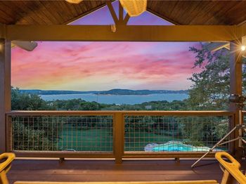 5224 Mccormick Mountain DR