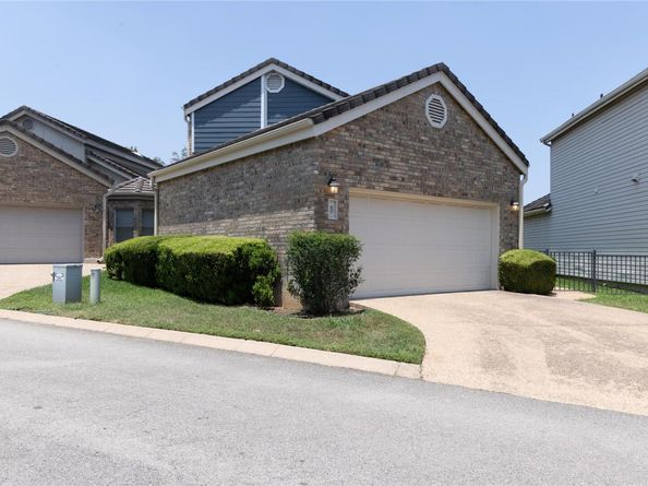 5 Champions LN, Lakeway TX 78734