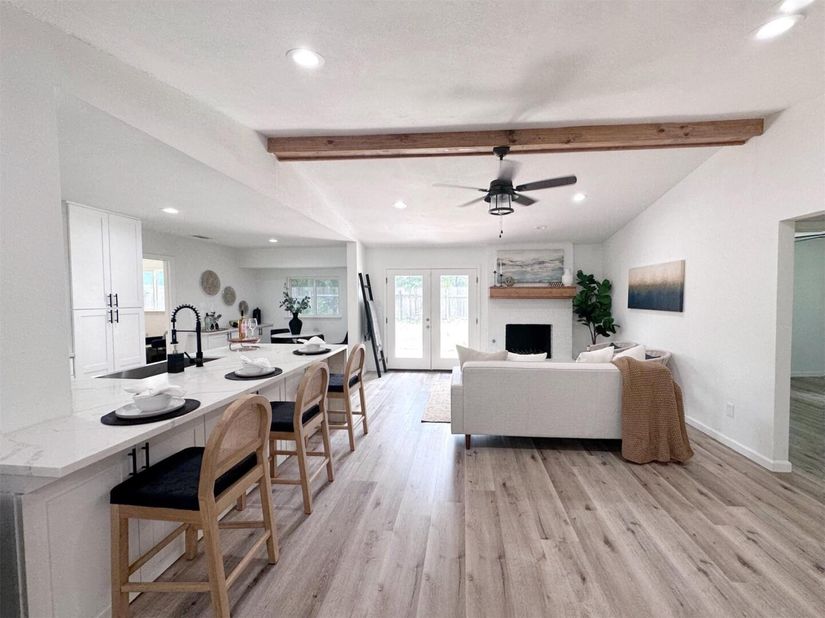 2110 Malvern Hill DR, Austin TX 78745