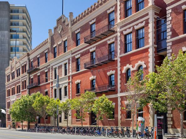 900 North Point Street 217, San Francisco CA 94109