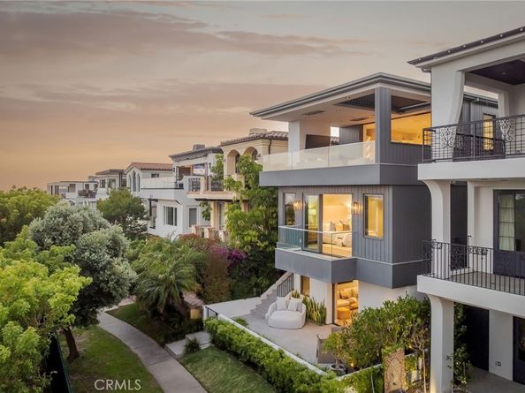 457 26th Street, Manhattan Beach CA 90266