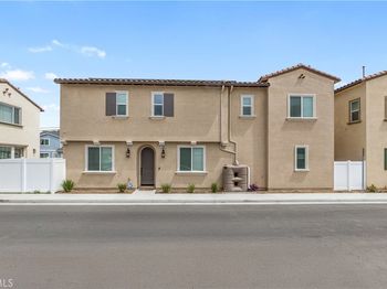 1340 Plaza Del Amo