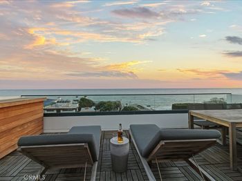 22065 Pacific Coast Hwy