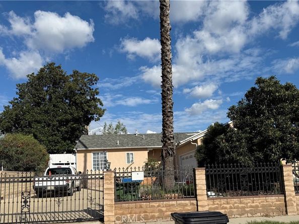 9664 Varna, Arleta CA 91331