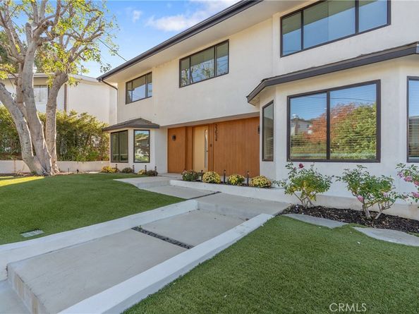 23534 Aetna st, Woodland Hills CA 91367