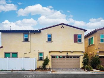 1544 W Plaza Del Amo