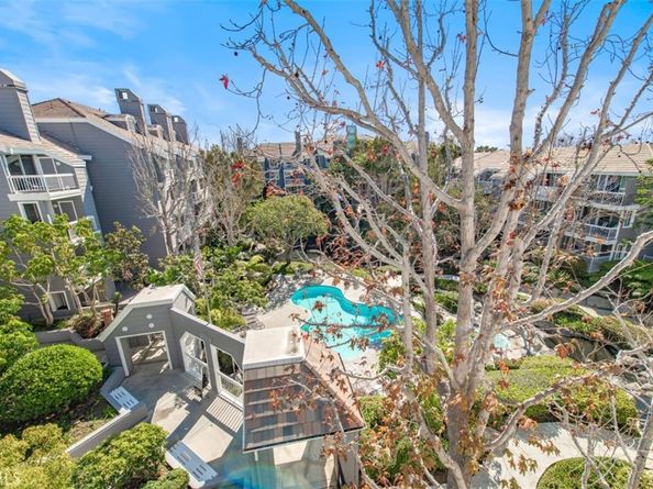 20301 Bluffside Circle D401, Huntington Beach CA 92646