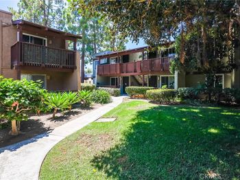 1030 W Macarthur Boulevard