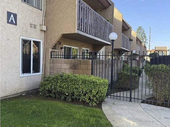 801 S Lyon Street 21 (A123), Santa Ana CA 92705