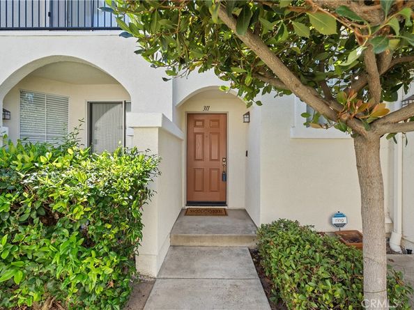311 Falcon Creek, Irvine CA 92618